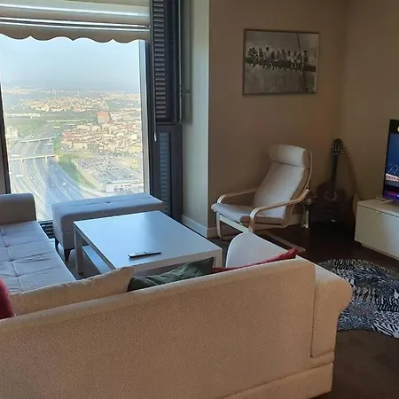 Bogaz Ve Sehir Manzarali Skyland Residence 1+1 Διαμέρισμα